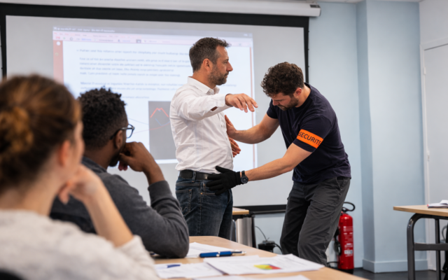 Recours à la sous-traitance : un oubli d’information peut entraîner la suspension de votre agrément